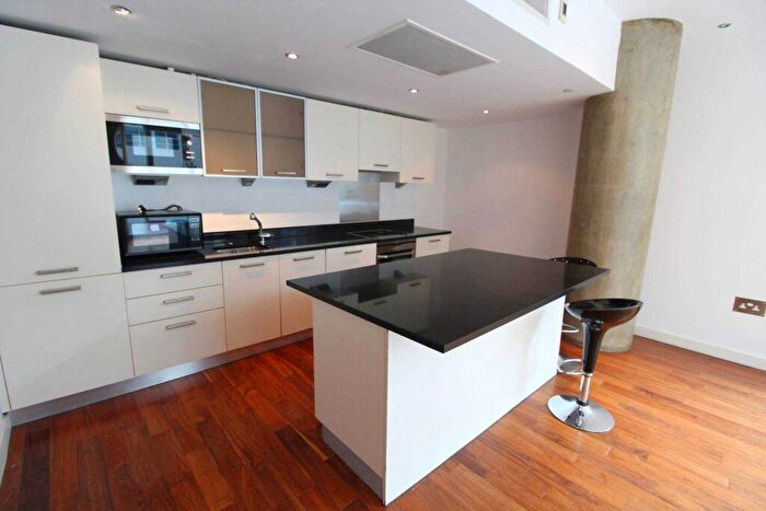 3 Bedroom Apartment To Rent In The Edge, Clowes Street, Manchester, M3