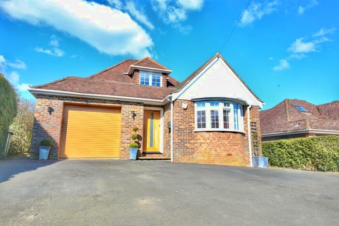 3 Bedroom Detached House For Sale In Loxwood Road, Rudgwick, Horsham, RH12