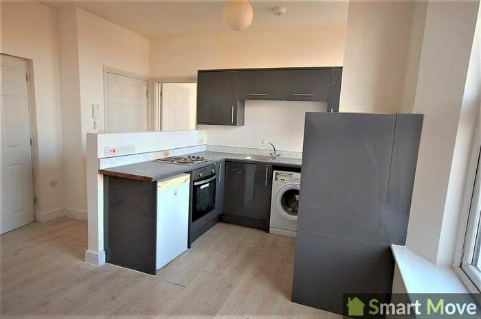 1 Bedroom Studio Flat To Rent In Lincoln Road, Peterborough, Cambridgeshire. PE1