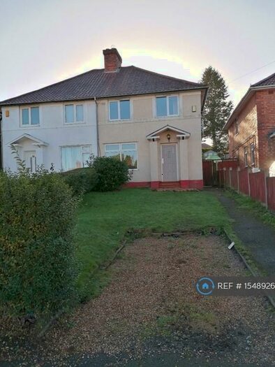 3 Bedroom Semi-Detached House To Rent In Kendal Rise Road, Birmingham, B45
