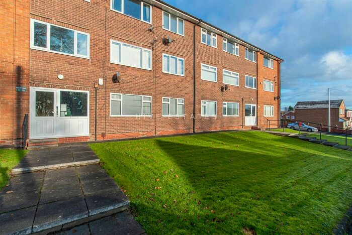 2 Bedroom Flat To Rent In Avalon Drive, West Denton, Newcastle Upon Tyne, NE15