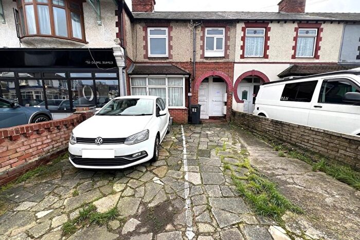 1 Bedroom Flat For Sale In Chatsworth Avenue, Portsmouth, Cosham, Hampshire, PO6