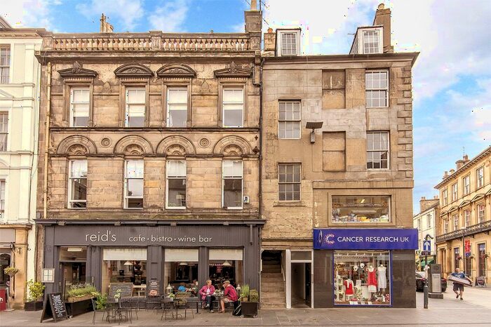 2 Bedroom Flat To Rent In Flat, High Street, Perth, Perthshire, PH1