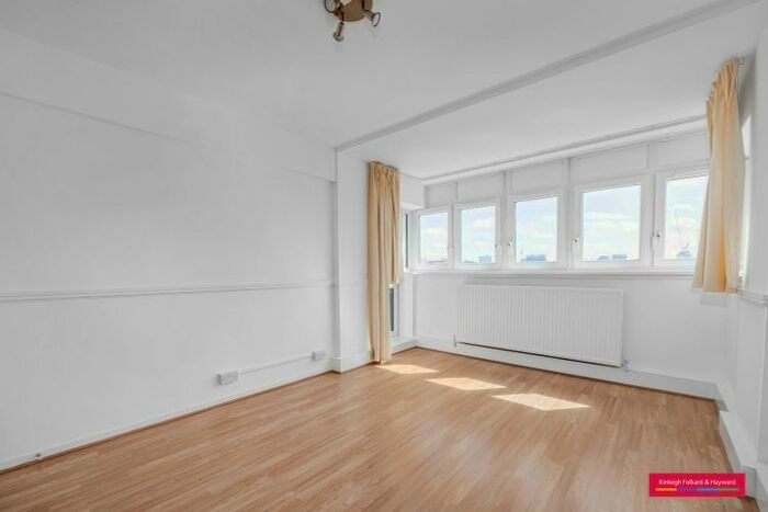 2 Bedroom Flat To Rent In Pearscroft Road, London, SW6