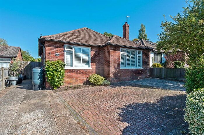 2 Bedroom Detached Bungalow For Sale In The Foreland, Canterbury, CT1