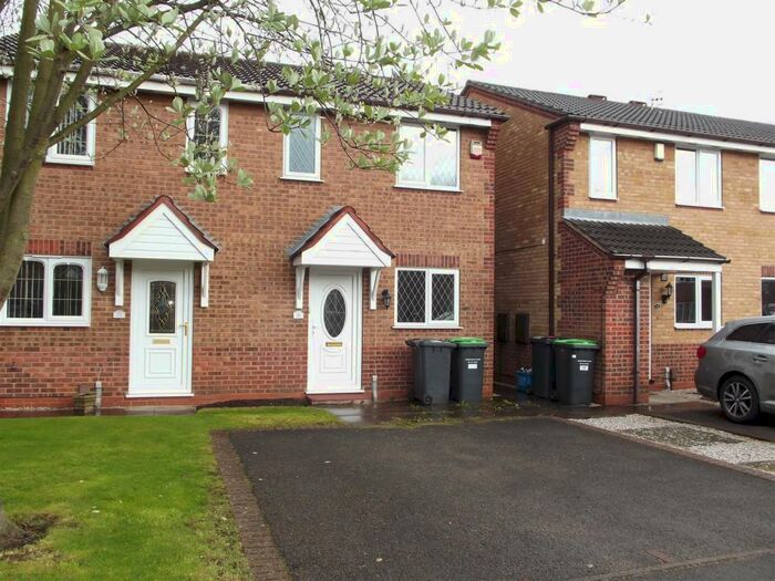 2 Bedroom House To Rent In Broomhill Park View, Hucknall, NG15