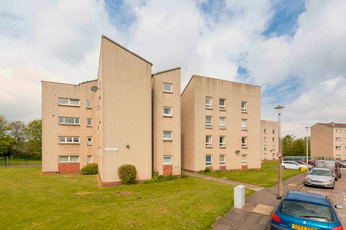 2 Bedroom Flat To Rent In , Kingsknowe Place, Edinburgh, EH14