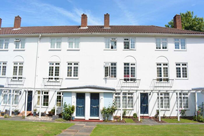 2 Bedroom Apartment To Rent In Manor House Court, Epsom, Surrey, KT18