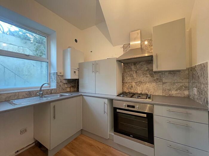 Studio To Rent In Shanklin Road, Hanover, Brighton, BN2