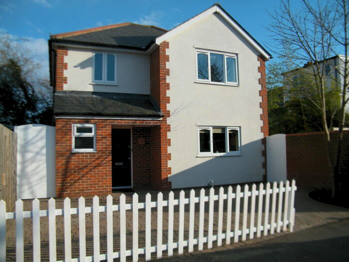 3 Bedroom House To Rent In Phipps Road, Cowley, OX4