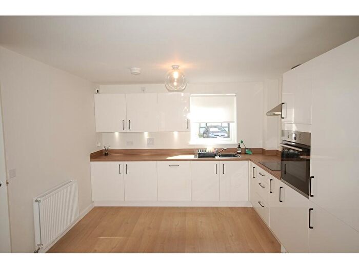 2 Bedroom Flat To Rent In Adamslaw Place, Edinburgh, EH15