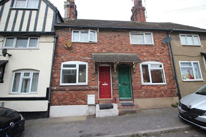 2 Bedroom Terraced House To Rent In Taunton Road, Northfleet, Gravesend, Kent, DA11