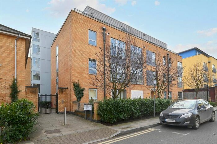 1 Bedroom Flat To Rent In Vicinity House, Canary Wharf, E14