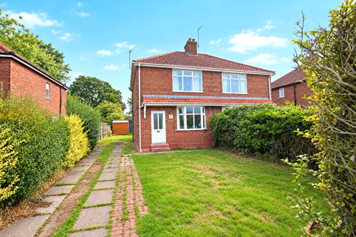 3 Bedroom Semi Detached House For Sale In Falcon Road East, Sprowston, NR7