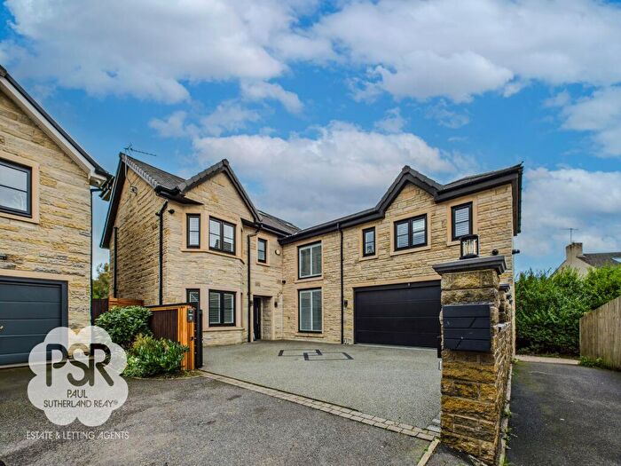 7 Bedroom Detached House For Sale In Printers Drive, Strines, SK6