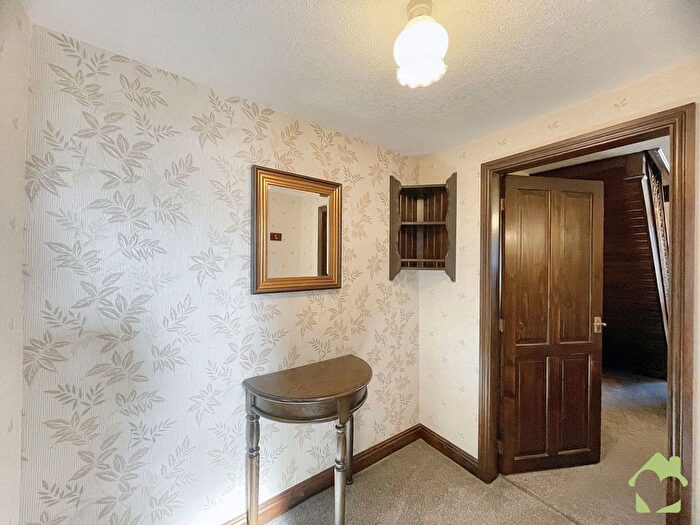 2 Bedroom Cottage For Sale In Garstang Road, Catterall, Preston, PR3