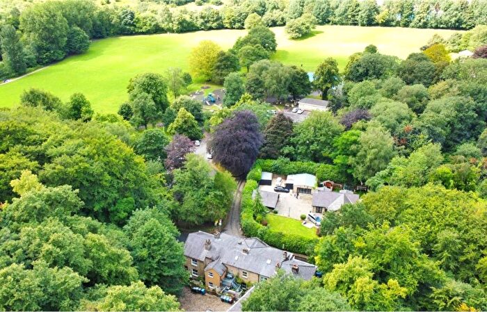 3 Bedroom Terraced House For Sale In Nuttall Hall Cottages, Ramsbottom, Bury, Greater Manchester, BL0