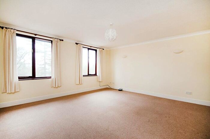 4 Bedroom House To Rent In Harrow Fields Gardens, Harrow On The Hill, Harrow, HA1
