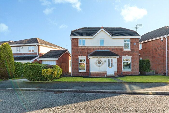 3 Bedroom Detached House For Sale In Greenbank Road, Radcliffe, Manchester, Greater Manchester, M26