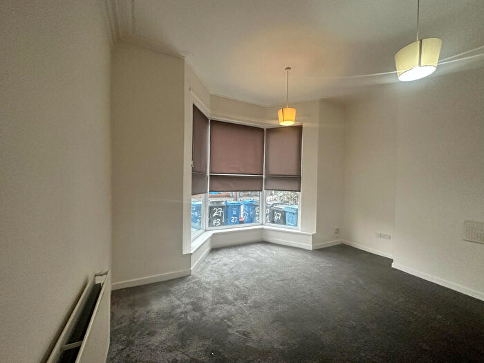 1 Bedroom Flat To Rent In Harley Street, Hull, Yorkshire, HU2