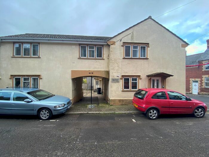 1 Bedroom Studio To Rent In Court Barton, Ilminster, TA19