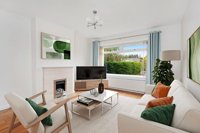 3 Bedroom Link Detached House For Sale In Mauricewood Rise, Penicuik, EH26