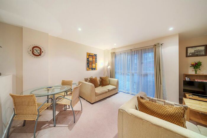 1 Bedroom Apartment To Rent In Kennington Road, London, SE11