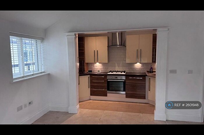 2 Bedroom Flat To Rent In Old Town Court, Formby, L37