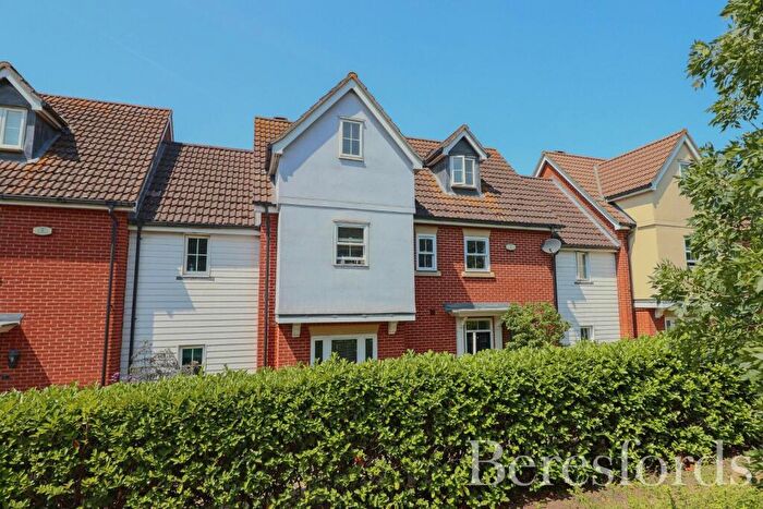 4 Bedroom Terraced House For Sale In Ridgewell Avenue, Chelmsford, CM1