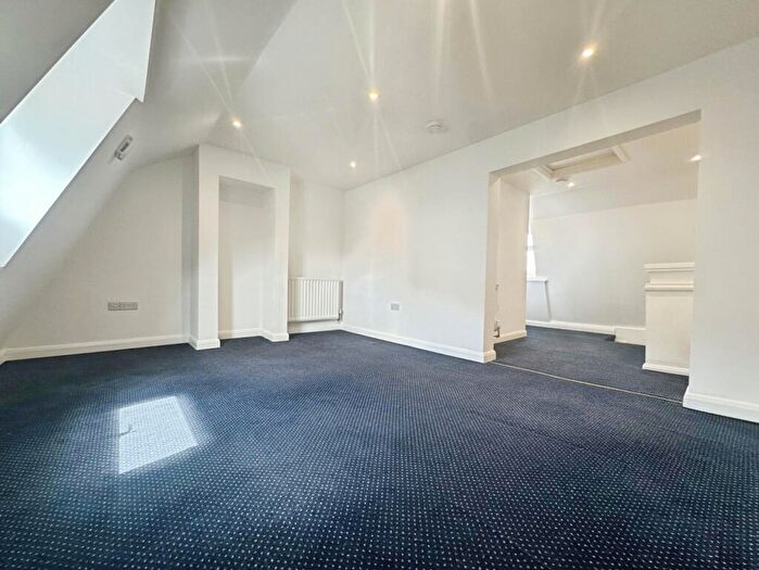 1 Bedroom Flat To Rent In Milton Road Gravesend, DA12