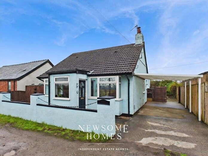 3 Bedroom Detached Bungalow For Sale In Tanlan, Ffynnongroyw, Flintshire, CH8