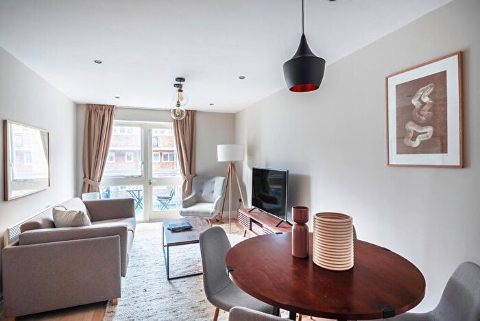 1 Bedroom Apartment To Rent In Hoxton Square, London, N1