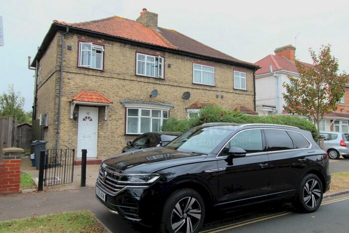 3 Bedroom Terraced House To Rent In Spring Grove Crescent, Hounslow TW3
