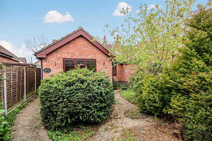 2 Bedroom Semi Detached Bungalow For Sale In Hawthorn Close, Spixworth, NR10