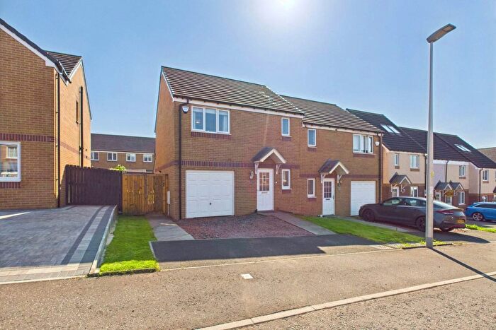 3 Bedroom Semi-Detached House For Sale In Aquitania Crescent, Larkhall, ML9
