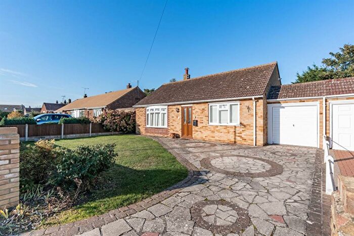 2 Bedroom Detached Bungalow For Sale In Herneville Gardens, Herne Bay, CT6