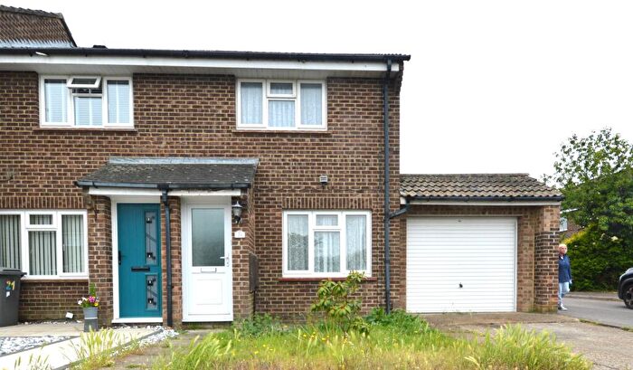 2 Bedroom Semi-Detached House To Rent In Near Castle Point, BH8