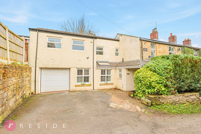 4 Bedroom Semi Detached House For Sale In Oulder Hill, Bamford, Rochdale, OL11