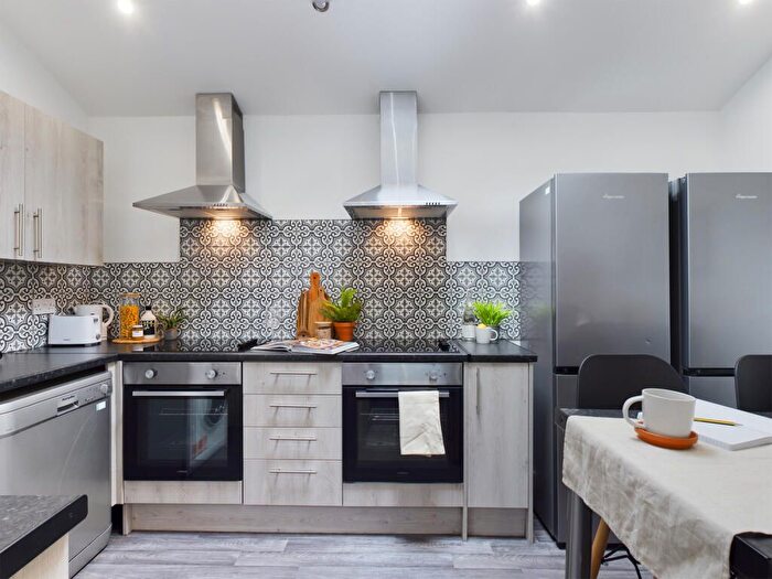 4 Bedroom Flat To Rent In West Parade, Lincoln, LN1