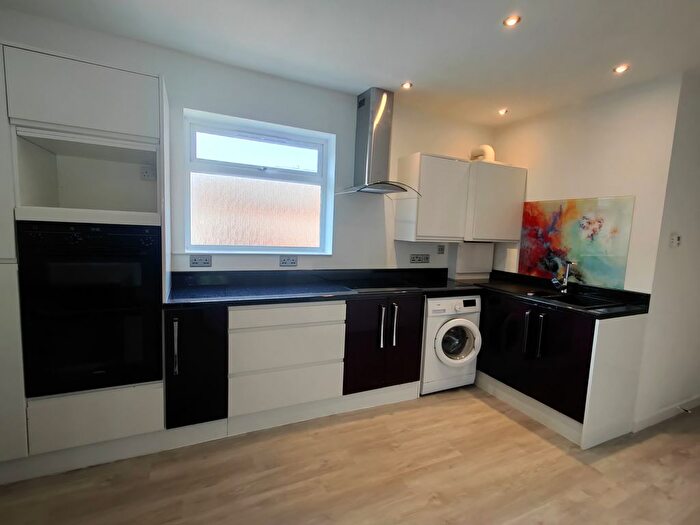 1 Bedroom Flat To Rent In Pinders Lane, Rugby, CV21