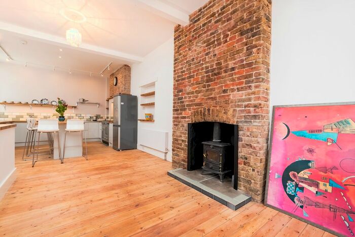4 Bedroom Terraced House To Rent In St Georges Road, Brighton, BN2