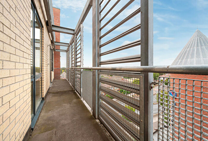 1 Bedroom Apartment For Sale In Emma House, , Market Link, Romford, RM1