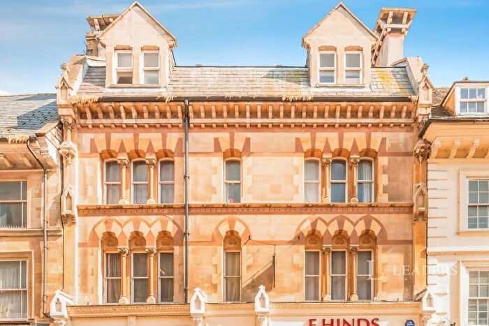 1 Bedroom Flat To Rent In High Street, Stamford, PE9