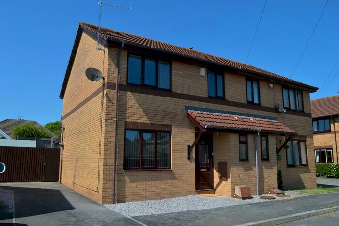 3 Bedroom Semi-Detached House To Rent In Llantwit Garden Close, CF62