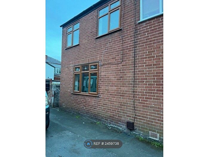 2 Bedroom Semi-Detached House To Rent In Brade Street, Southport, PR9