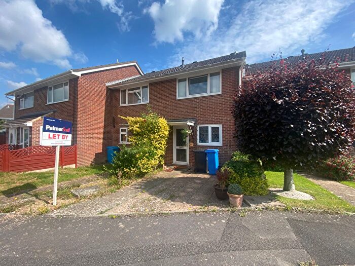 2 Bedroom Property To Rent In Symes Road, Poole, BH15