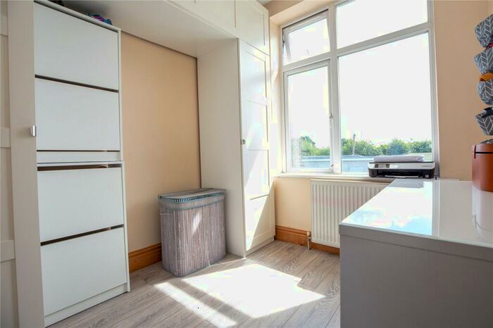 3 Bedroom End Of Terrace House For Sale In Park Road, Northville, Bristol, BS7