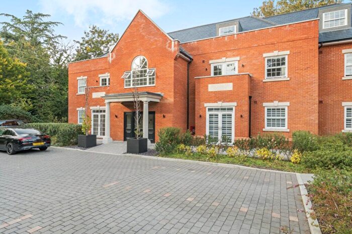 2 Bedroom Flat For Sale In Woodlands Road, Chislehurst, BR1