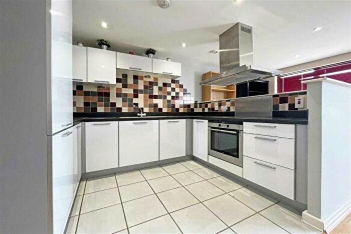 1 Bedroom Flat To Rent In Park Royal, Agate Close, Ealing, London, NW10