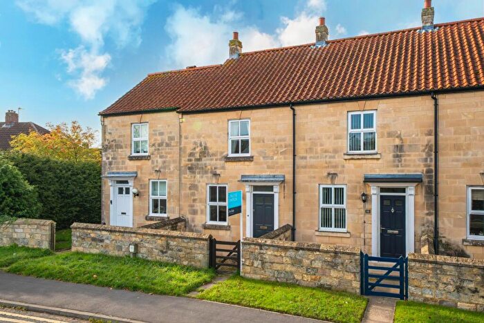 2 Bedroom Terraced House For Sale In Wighill Lane, Tadcaster, North Yorkshire, Uk, LS24
